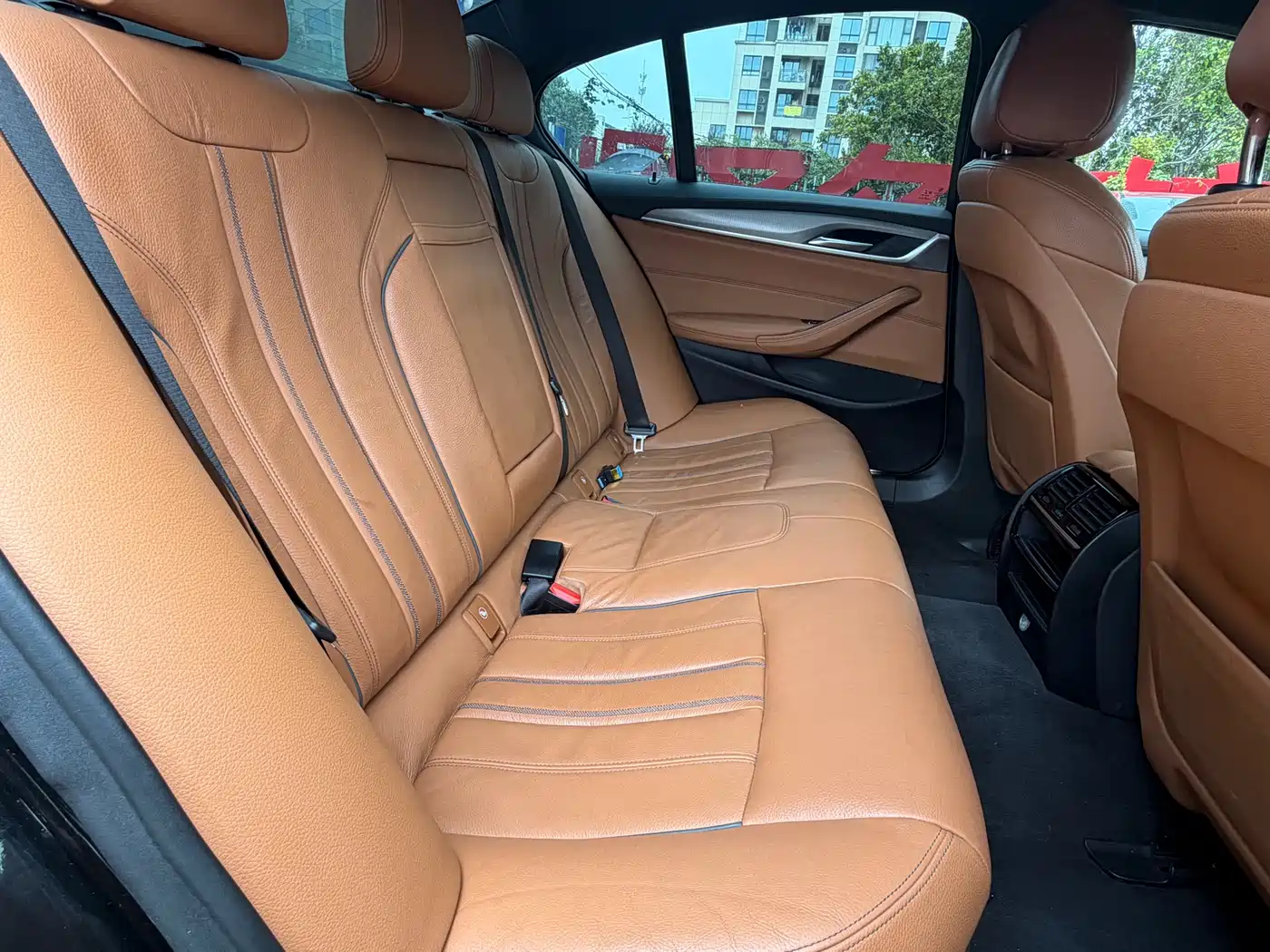BMW 5 Series (Import) 2018 525i M Sport Package фото 8