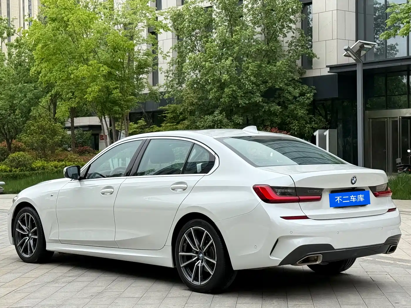 BMW 3 Series 2020 320Li M Sport Package фото 28
