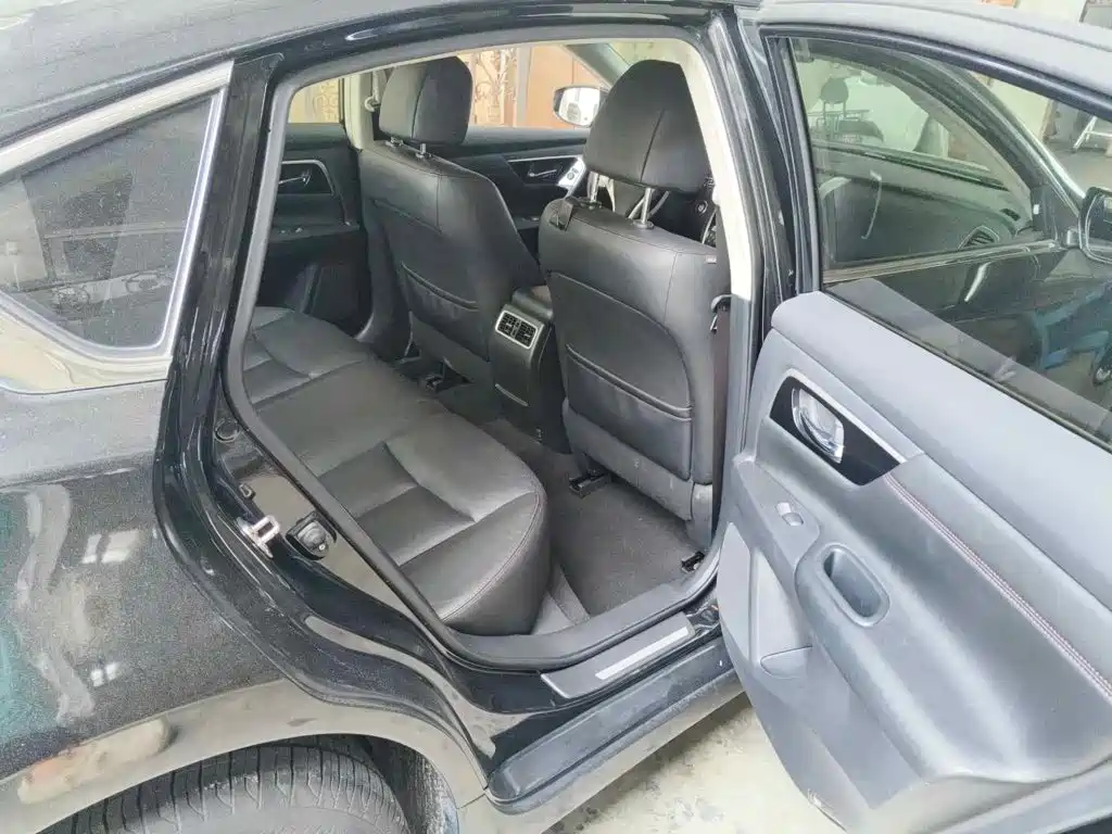 Photo 11 - Nissan Teana