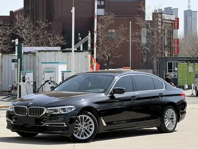 BMW 5 SERIES NEW ENERGY