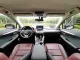 Фото 24 - Lexus NX