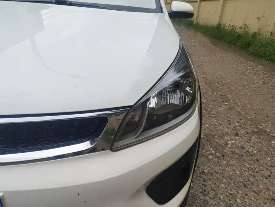 Kia KX CROSS 2018 2017 1.4L AT GLS