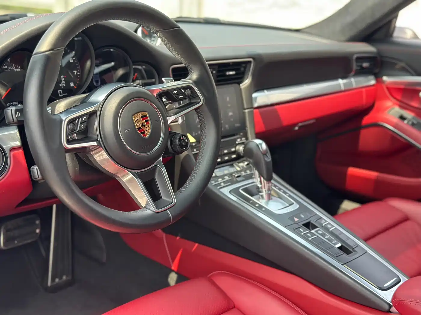 Porsche 911 2016 Carrera 3.0T фото 6