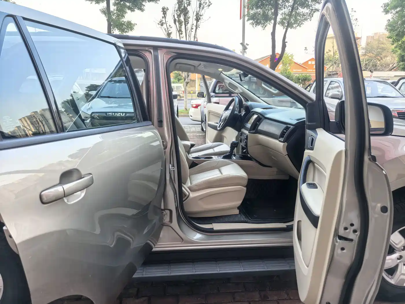 Ford Everest 2021 2020 2.3T Gasoline Automatic 4WD Elite 5-seater