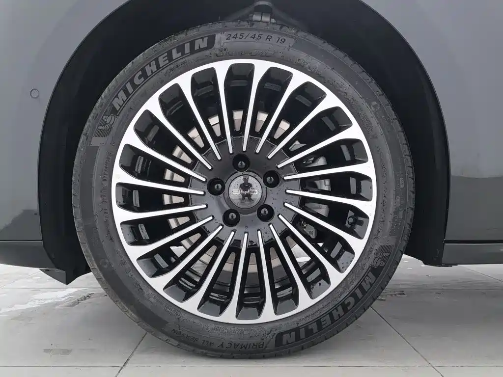 BYD Seal 08 2026