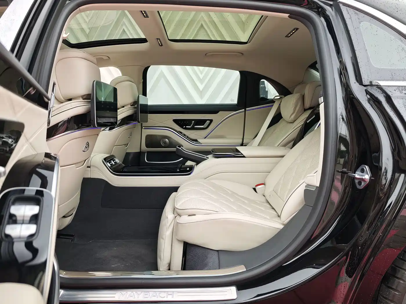 MERCEDES-BENZ MAYBACH S CLASS