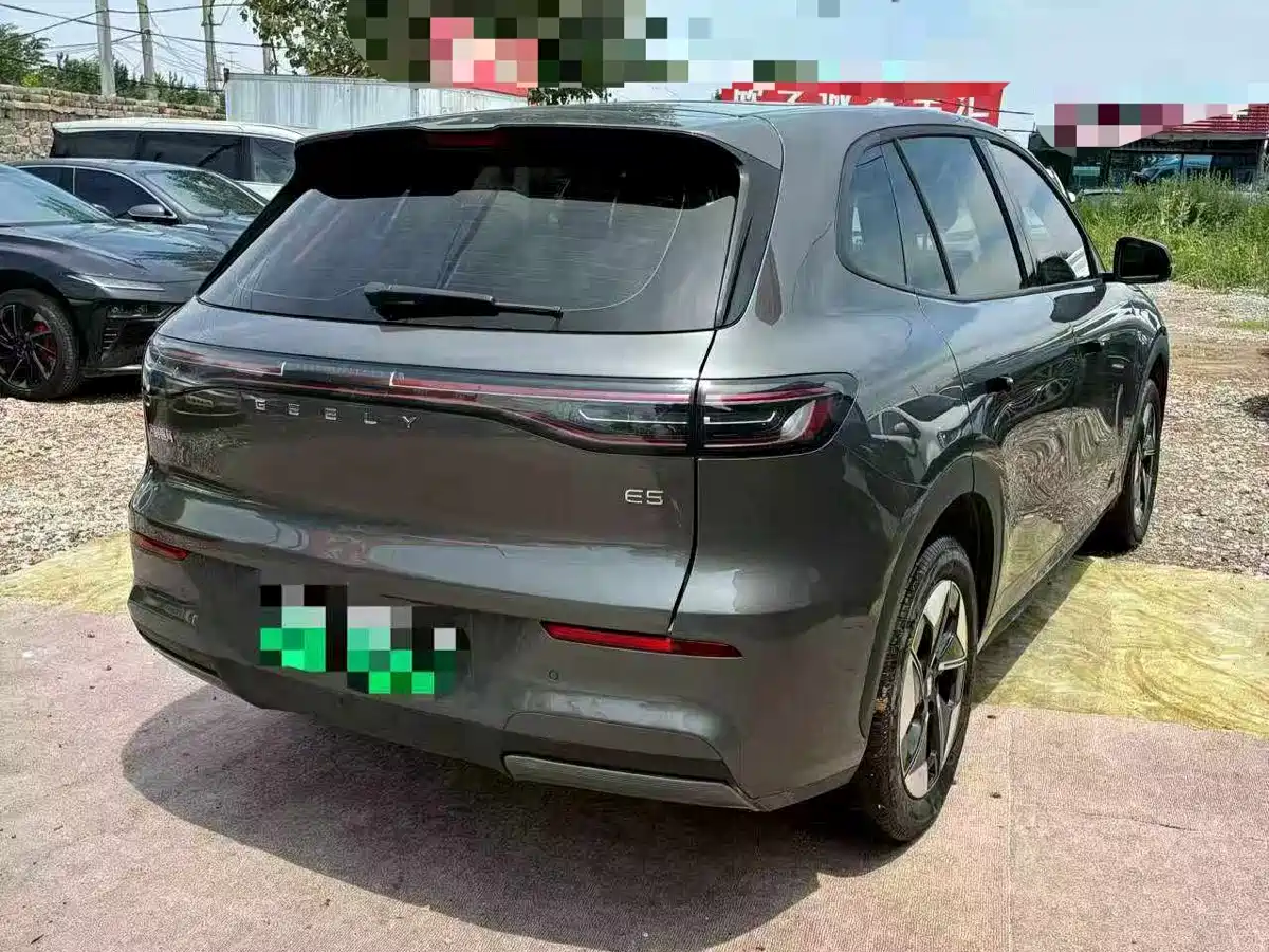 Geely Galaxy Galaxy E5 2026 2026 Model 530km Explorer Edition