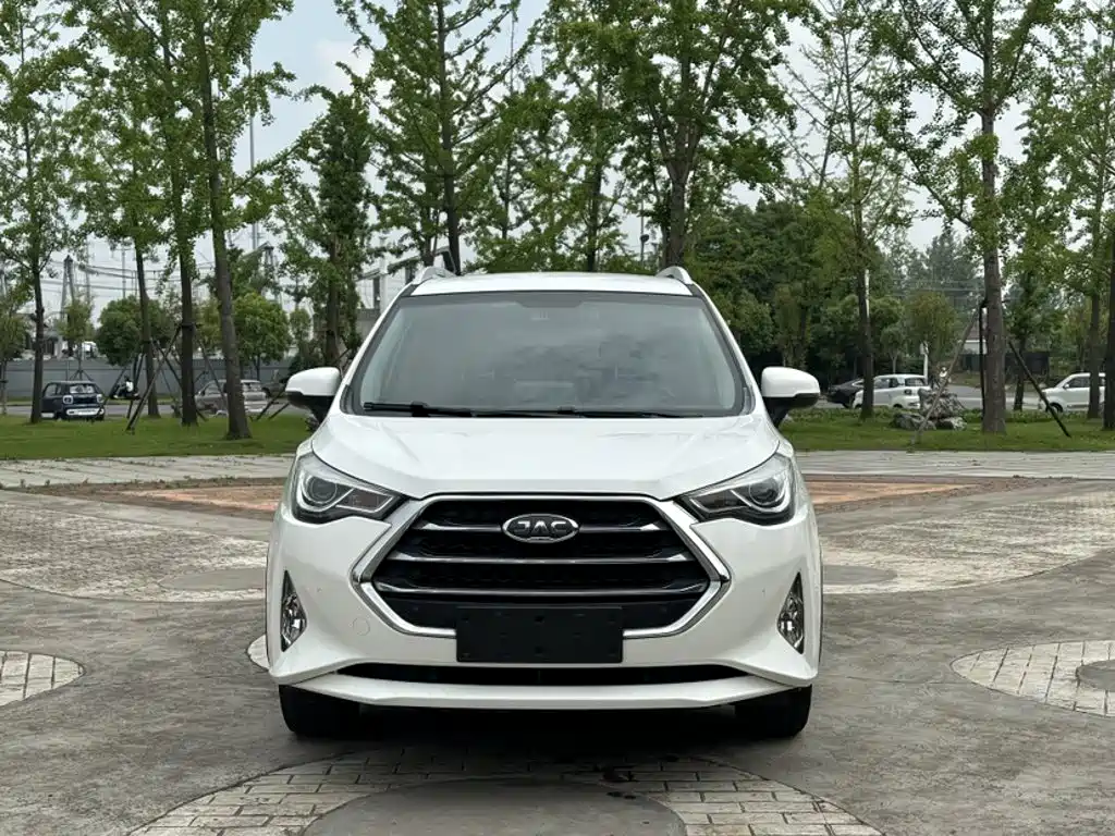 JAC Motors Refine S3 2017 2017 1.6L CVT Luxury Smart