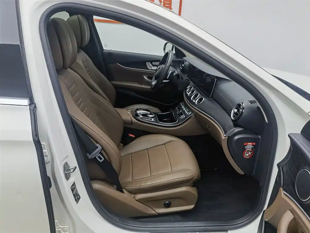 Mercedes-Benz E-Class 2018 Facelift E 300 L Sport Luxury фото 23