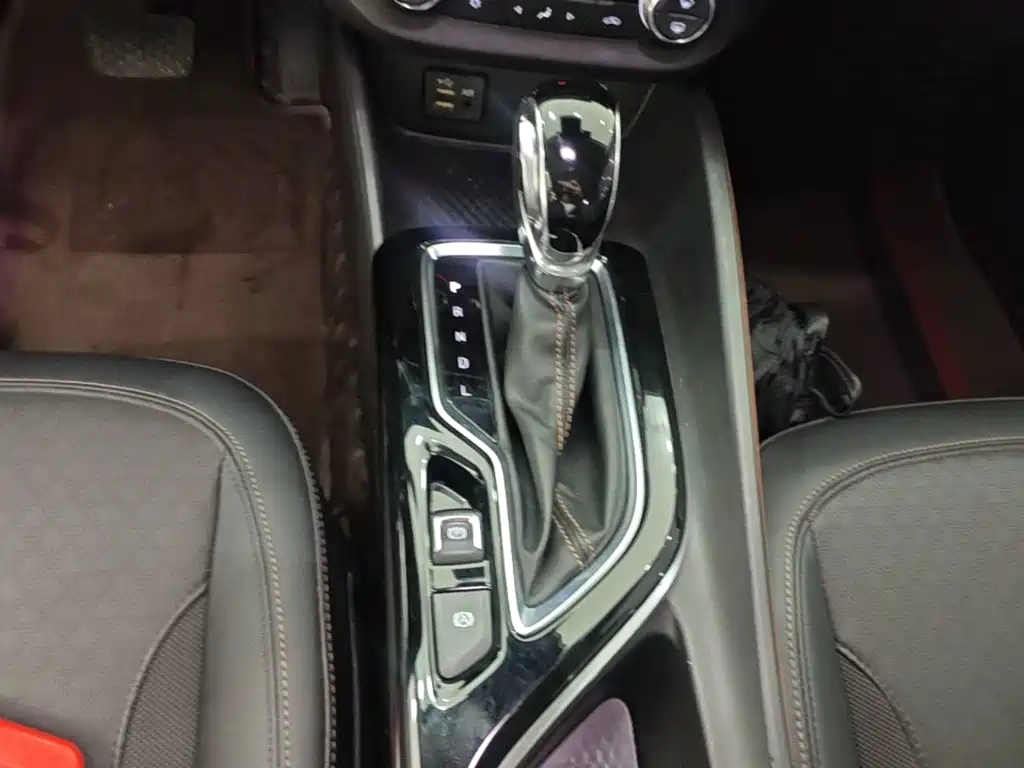 Фото 14 - Buick Verano