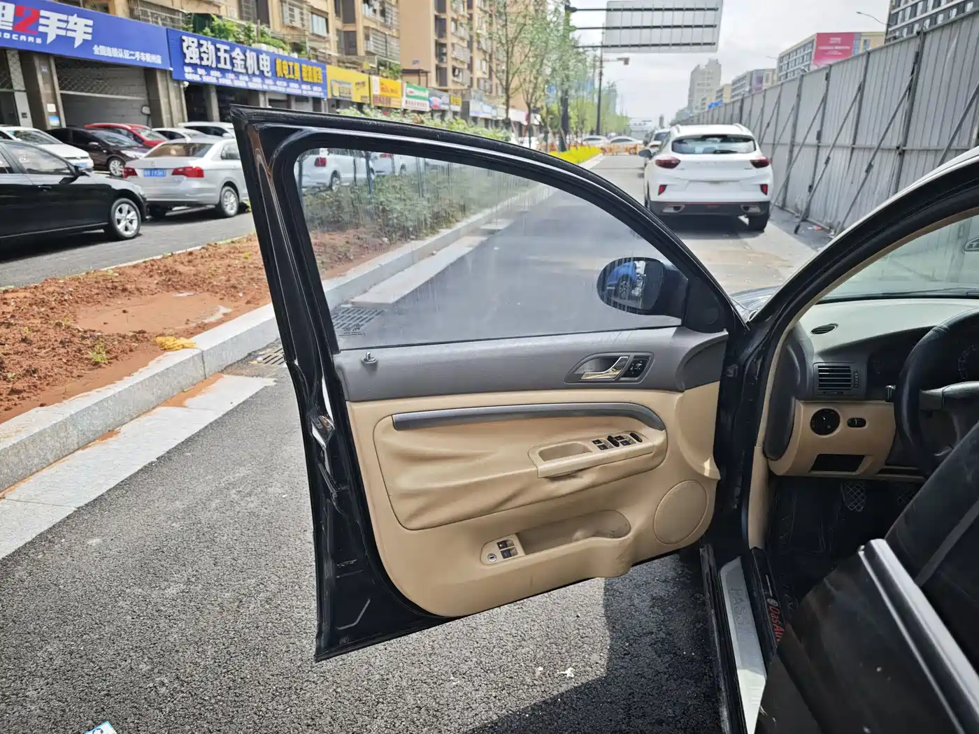 Volkswagen Passat Lingyu 2007 2.0L Manual Standard фото 13