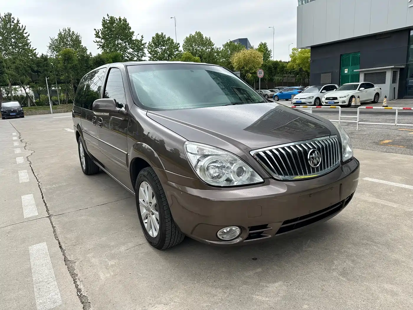 Buick GL8 2014 2.4L Classic Edition фото 3
