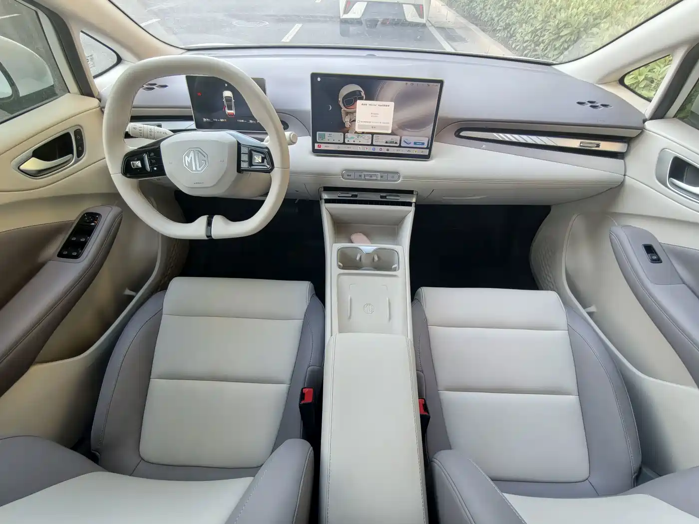 MG MG4 EV 2025 2026 437 Elegant Edition