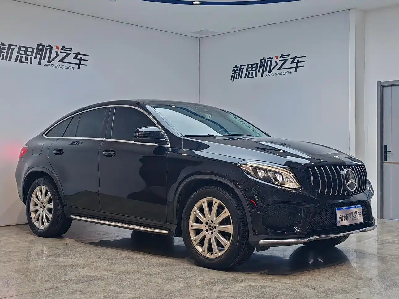 Mercedes-Benz GLE Coupe 2018 GLE 320 4MATIC Coupe SUV фото 2