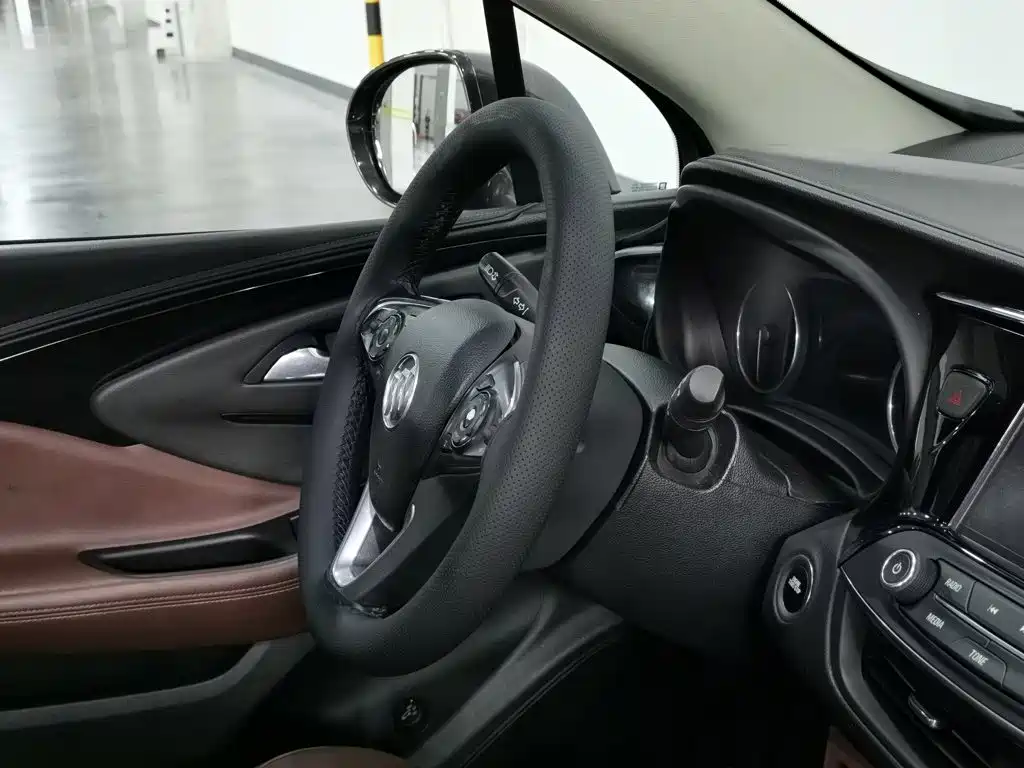 Фото 22 - Buick Envision Plus