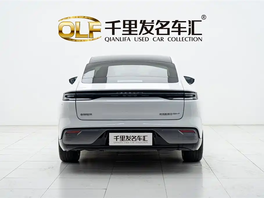 Geely Galaxy Galaxy Xingyao 8 2025 130km EM-P Starship Edition фото 5