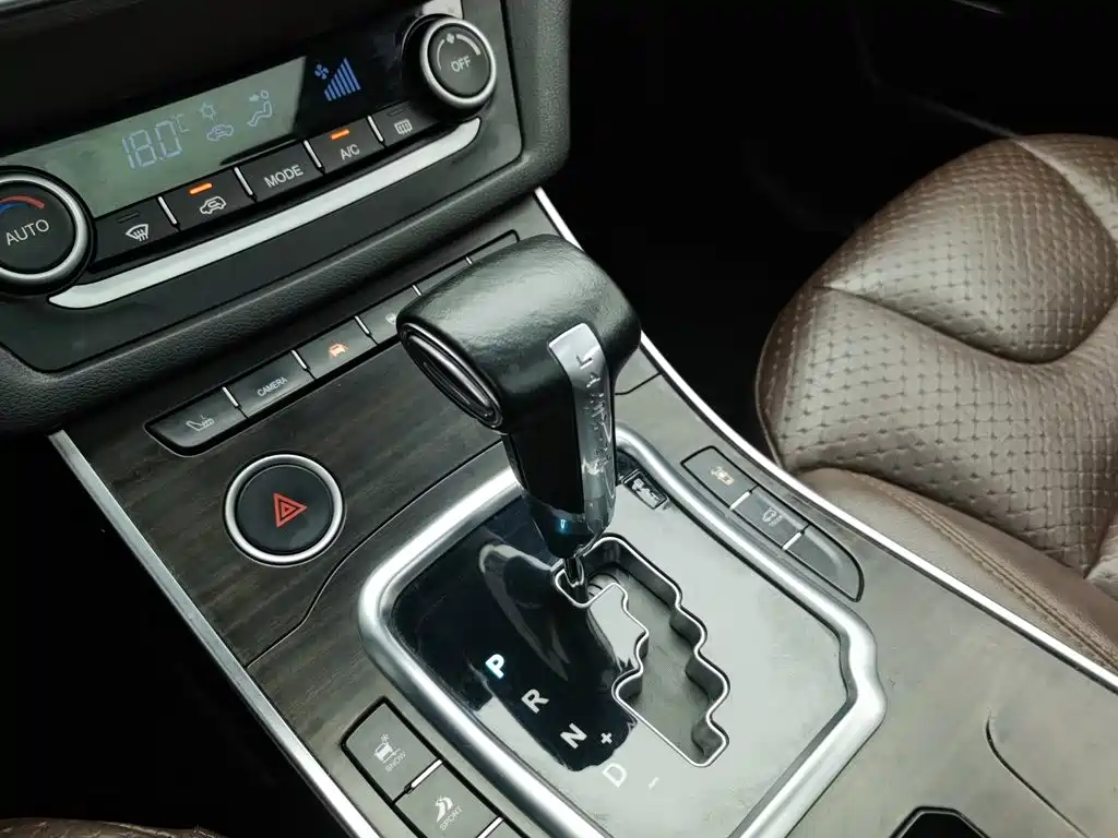 Landwind X7 2015 2015 2.0T Panorama Premium