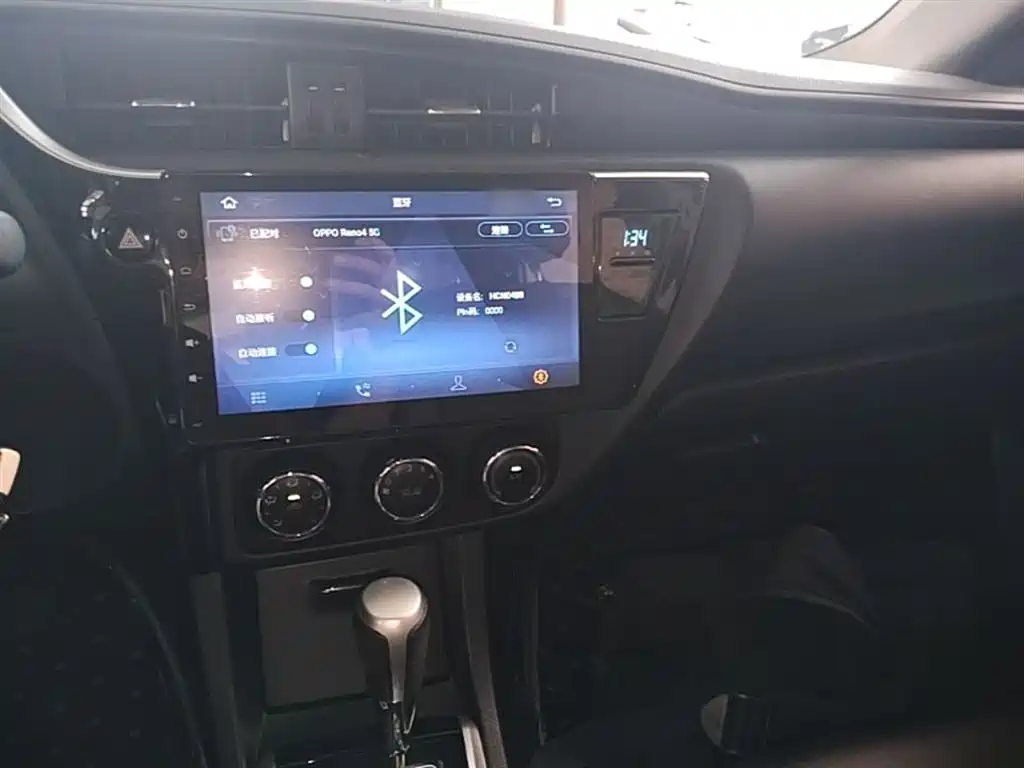 Toyota Corolla 2017 Facelift 1.2T S-CVT GL фото 10