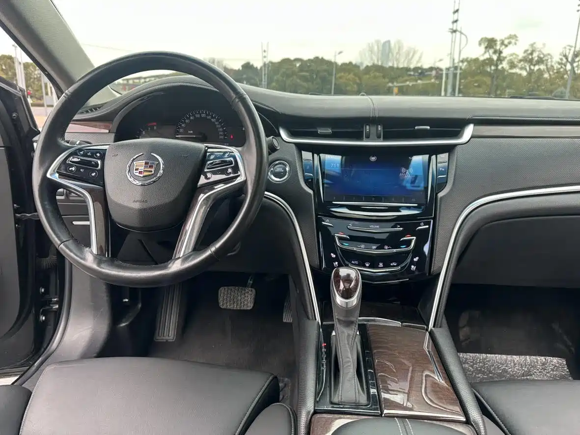 Cadillac XTS 2014 2014 28T Technology Edition