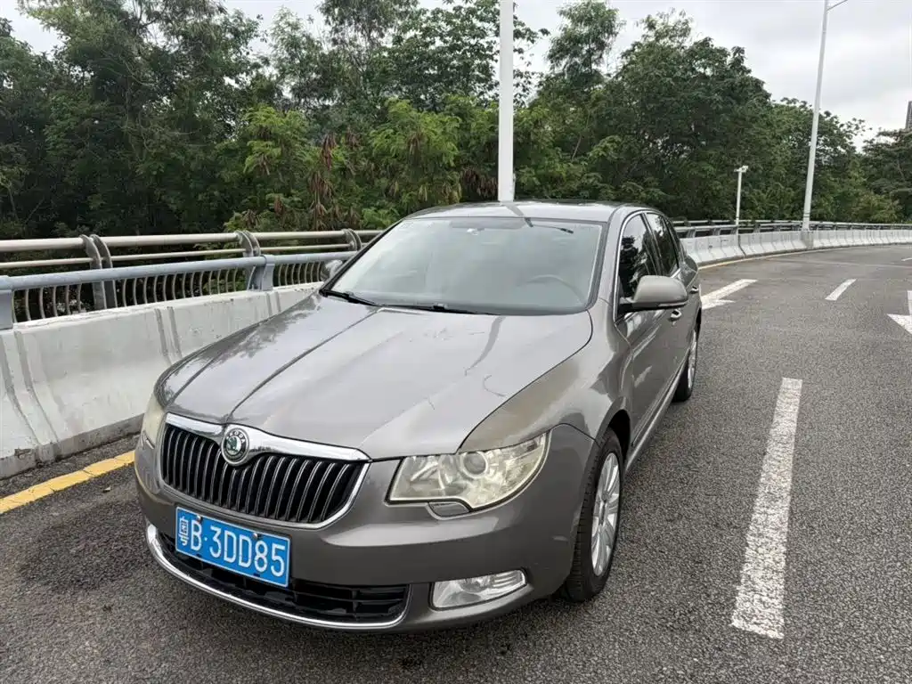Škoda Superb 2012 1.8TSI Automatic Noble Elegance Edition