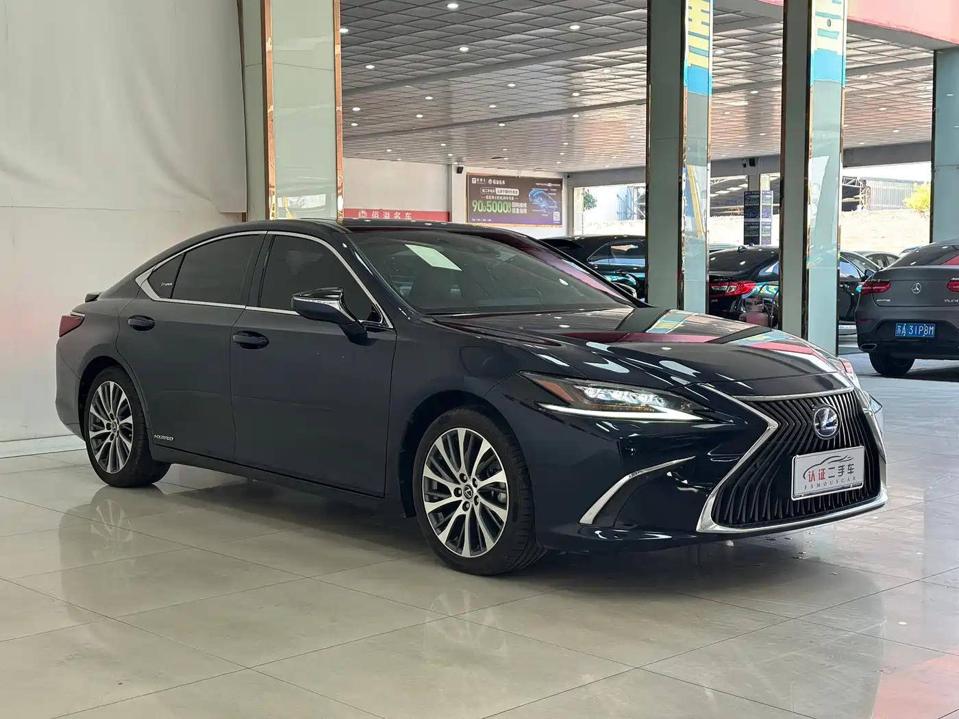 Lexus ES 2020 300h Ultimate Edition фото 3