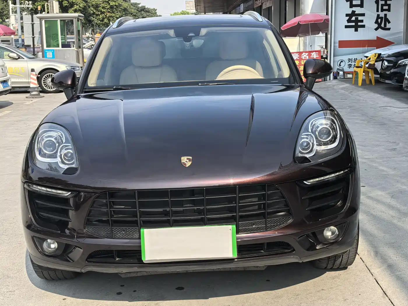 Porsche Macan 2017 Macan 2.0T фото 2