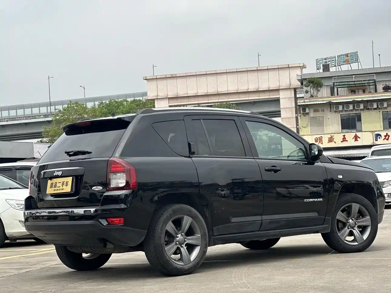 Jeep Compass (Import) 2015 2014 Facelift 2.4L 4WD Comfort Edition