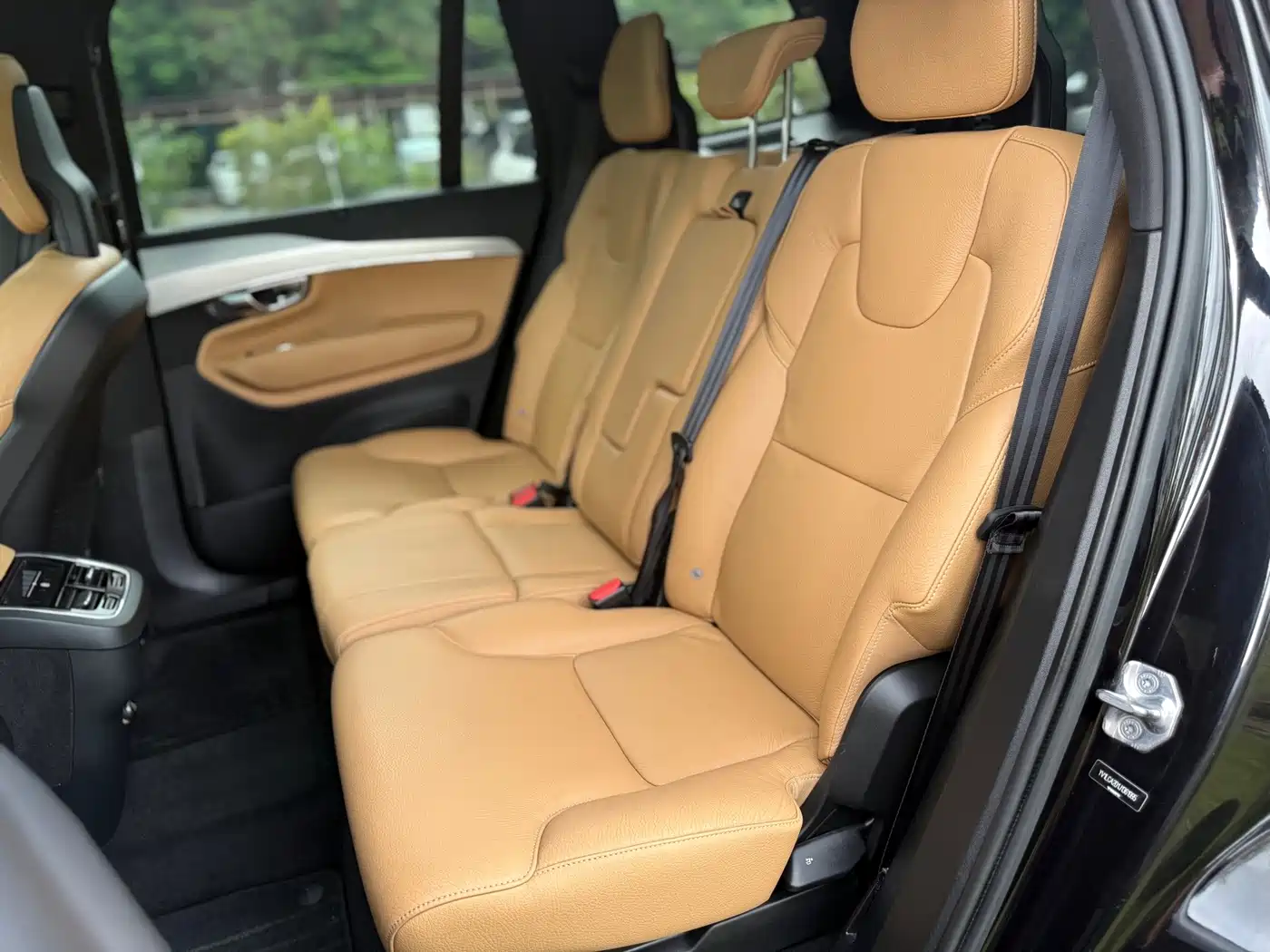 Фото 19 - Volvo XC90