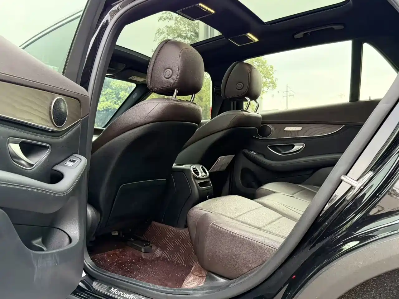 Mercedes-Benz GLC 2020 Facelift GLC 260 L 4MATIC Luxury фото 5