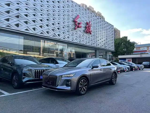 Hongqi H5 PHEV 2025 170 Super Hybrid Edition — фото 1
