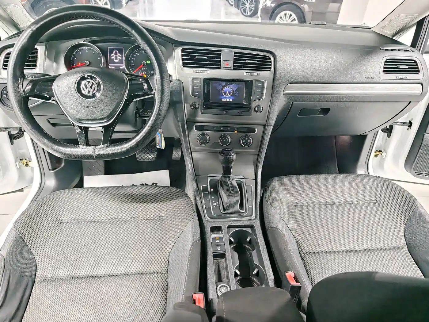 Volkswagen Golf 2016 1.6L Automatic Comfort фото 7