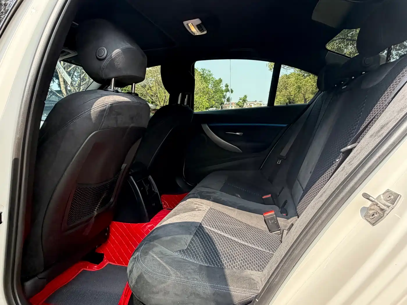 BMW 3 Series 2018 320i M Sport Package фото 9