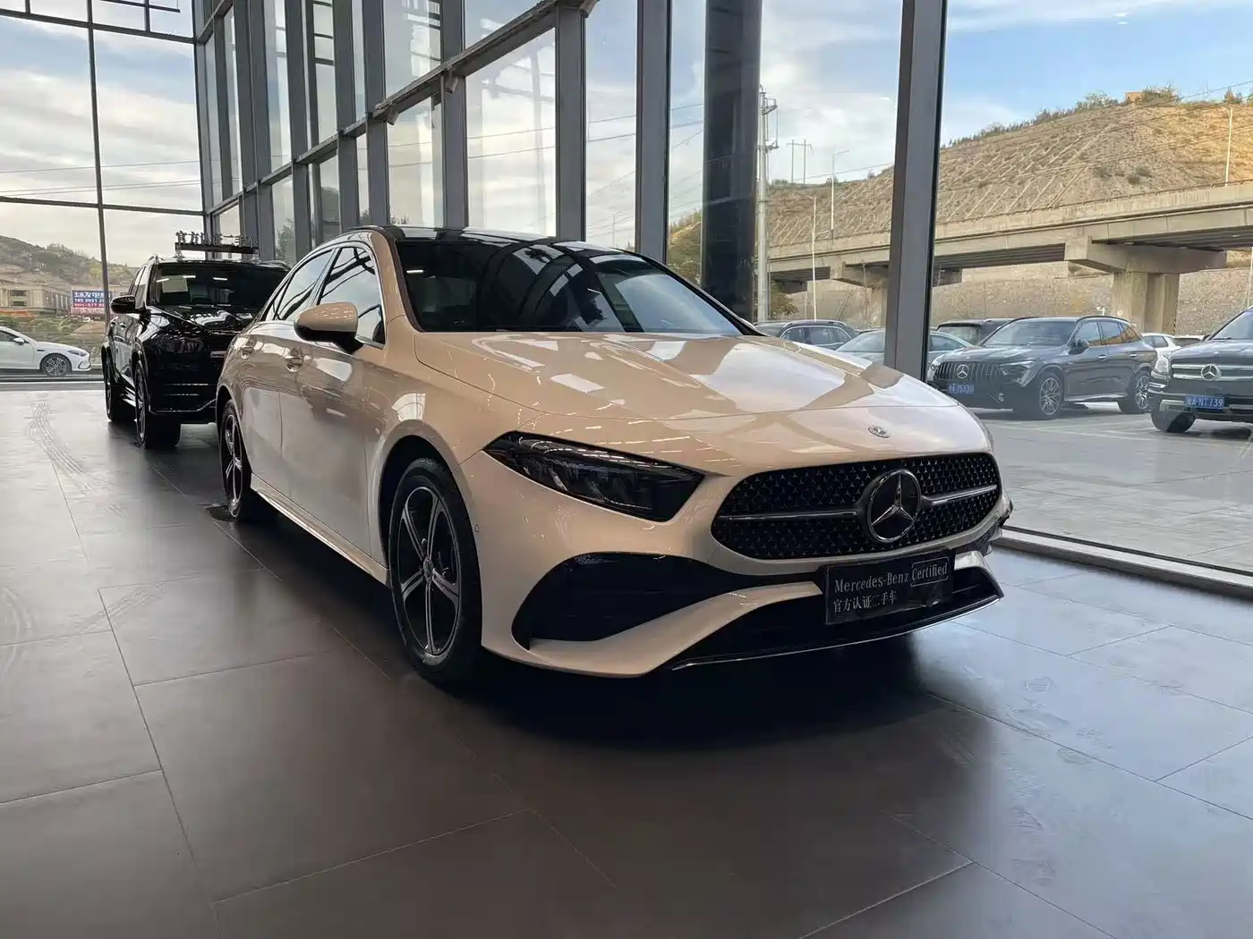 Mercedes-Benz A-Class 2025 2025 A 200 L Fashion Edition