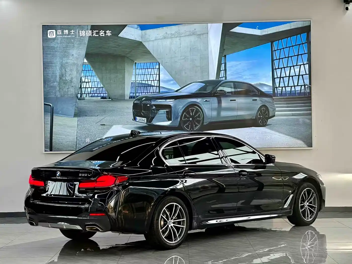 BMW 5 Series 2021 525Li M Sport Package фото 7