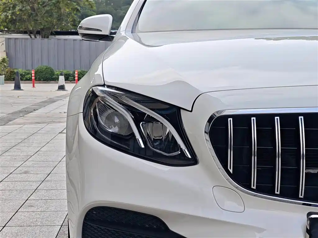 Mercedes-Benz E-Class 2019 E 200 L Sport фото 4