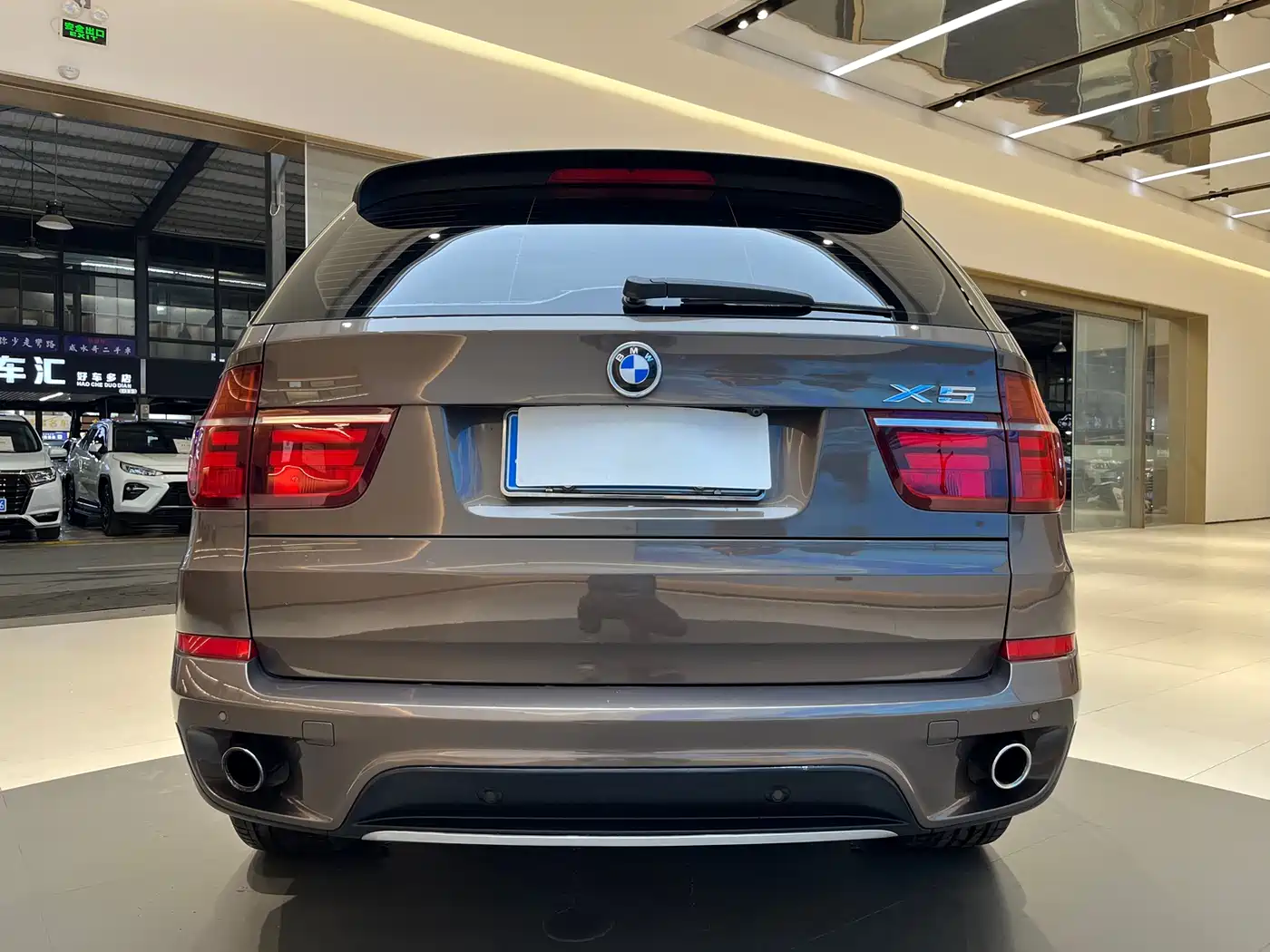 BMW X5 (Import) 2013 xDrive35i Leading фото 5