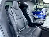 Фото 12 - Tesla Model X