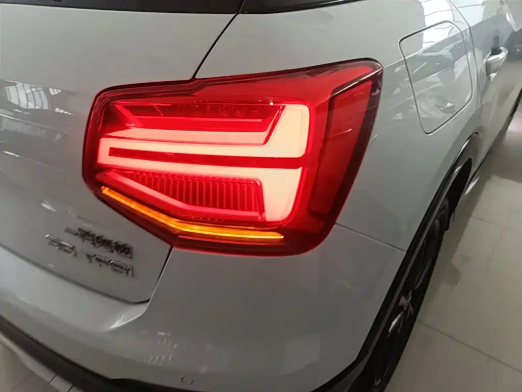 Audi Q2L 2018 35 TFSI Fashion Dynamic China VI фото 8