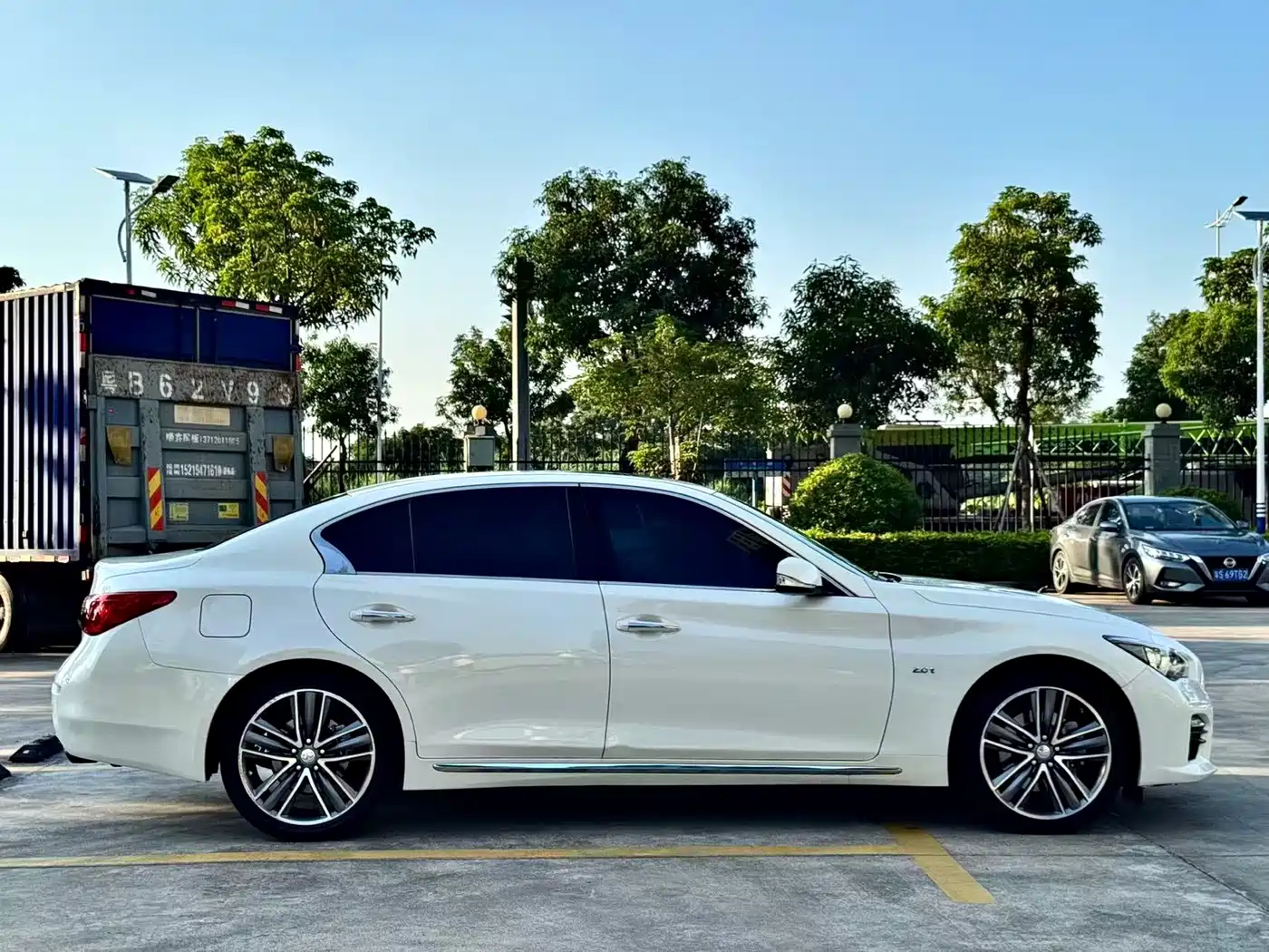 Infiniti Q50L 2015 2015 2.0T Sport