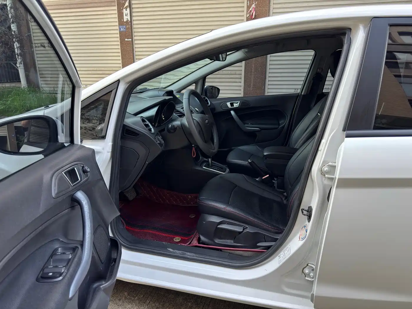 Ford Fiesta 2015 2013 Hatchback 1.5L Automatic Fashion