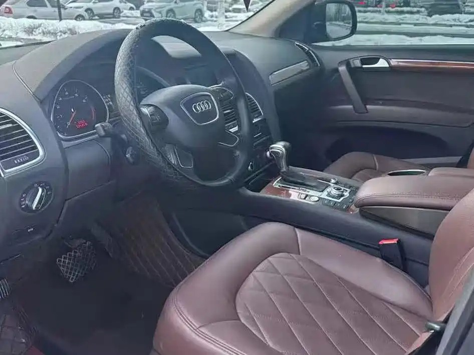 Audi Q7 2014 40 TFSI Off-road фото 4