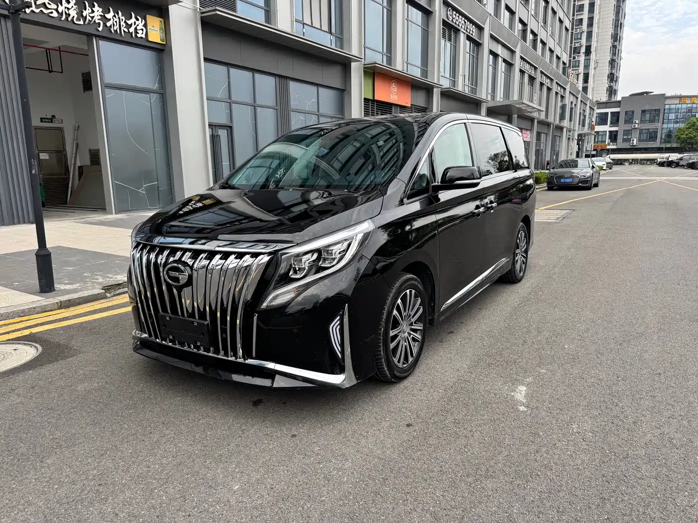 GAC Trumpchi Trumpchi M8 2021 Leading Show Series 390T Prestige Edition
