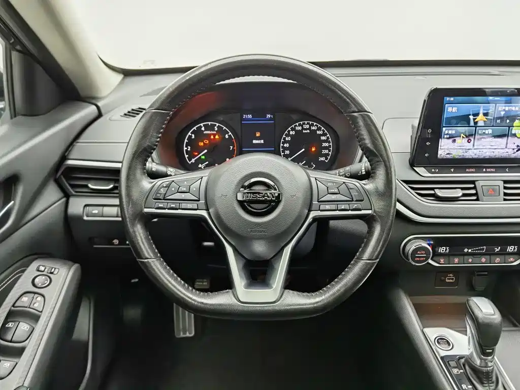 Photo 11 - Nissan Teana