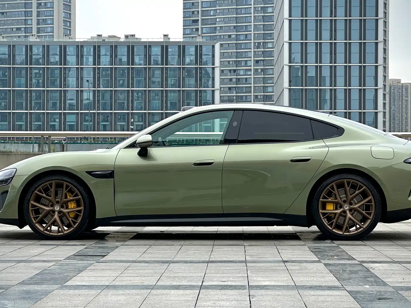 XIAOMI CAR XIAOMI SU7