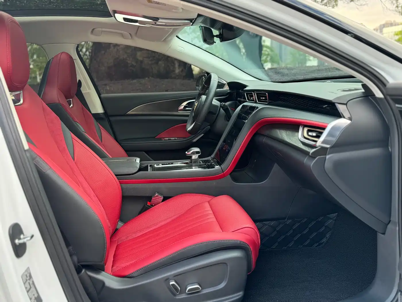 Hongqi H6 2023 2.0T Comfort Edition фото 17