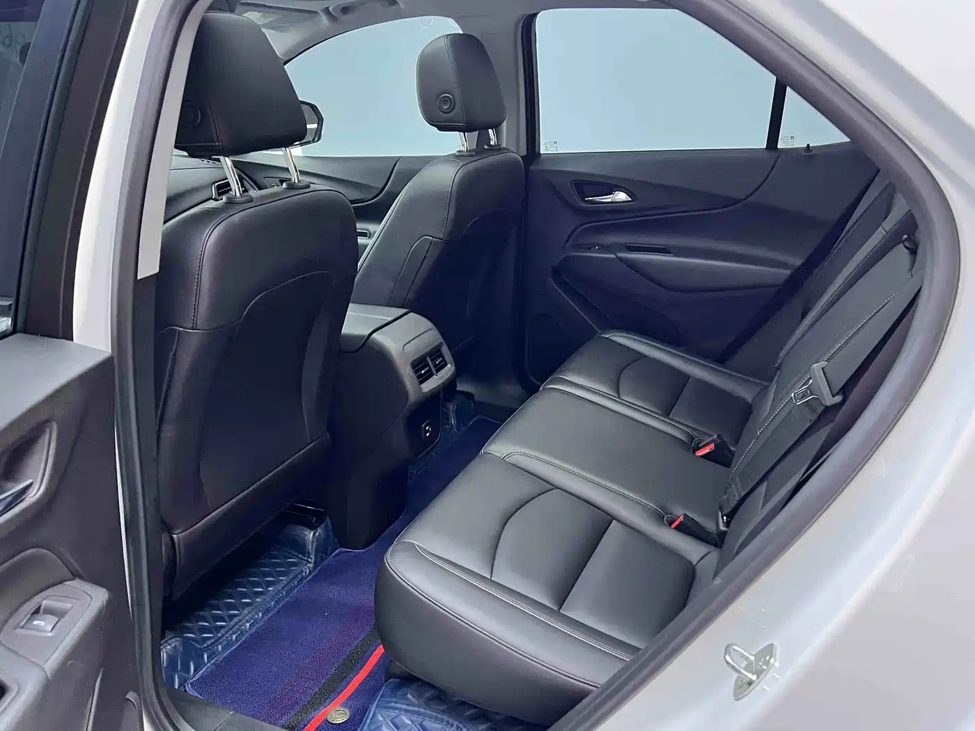 Chevrolet Equinox 2019 535T Auto Galloping Edition China V фото 5