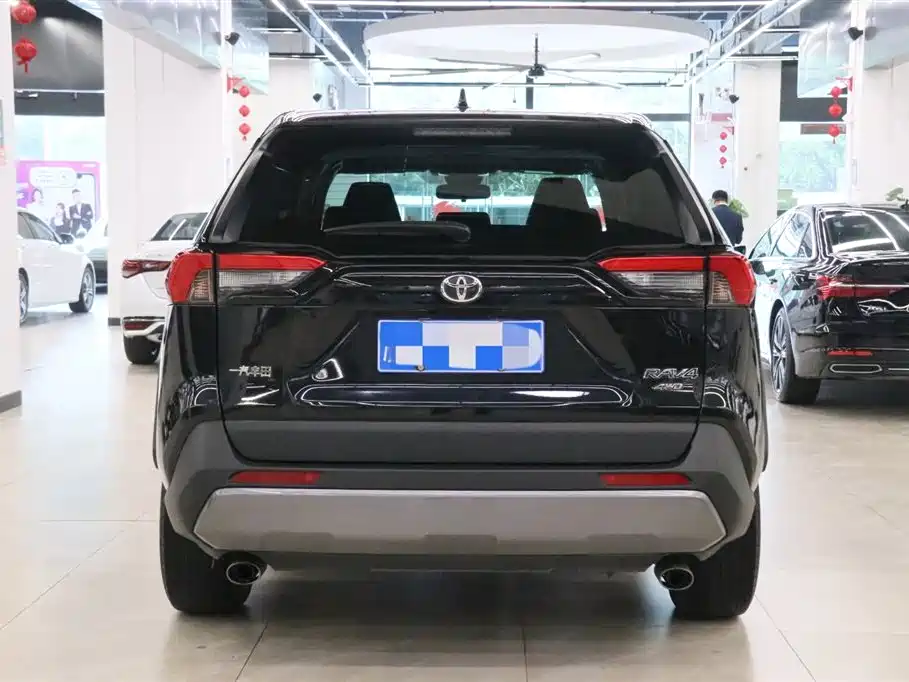 Toyota RAV4 Rongfang 2020 2.0L CVT 4WD Fashion PLUS фото 4