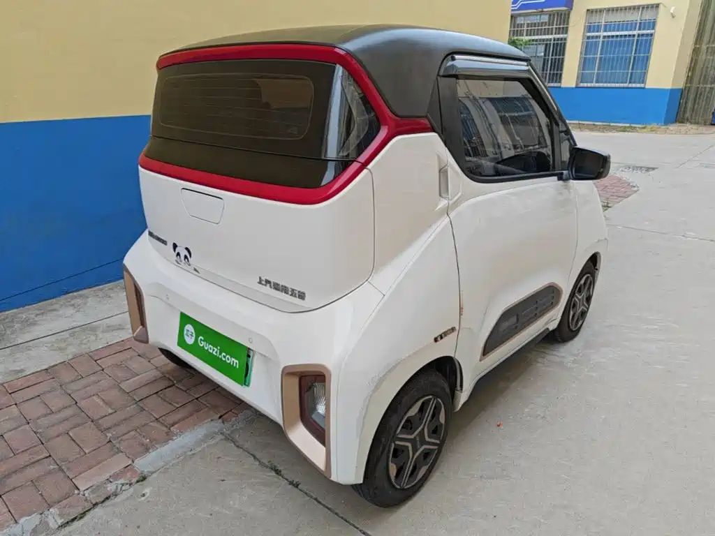 Baojun E200 2021 2020 305KM Smart Edition