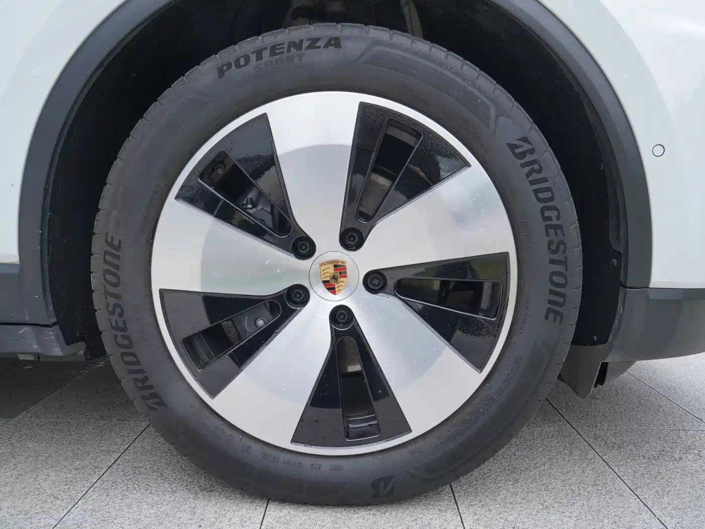 PORSCHE MACAN NEW ENERGY