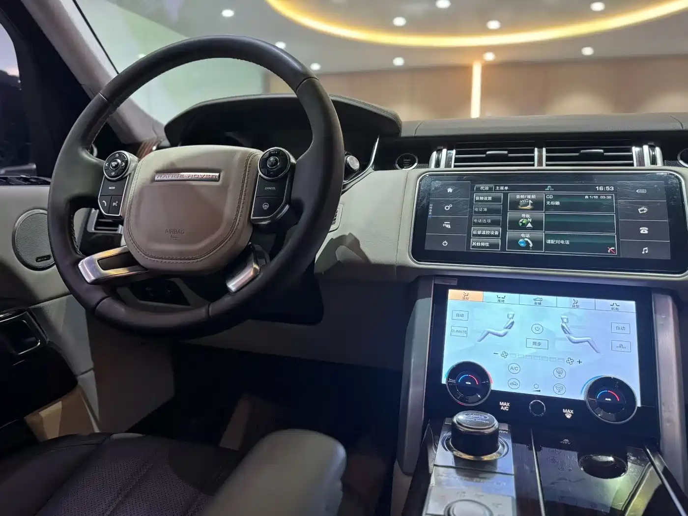 Land Rover Range Rover 2015 3.0 SC V6 Vogue фото 4